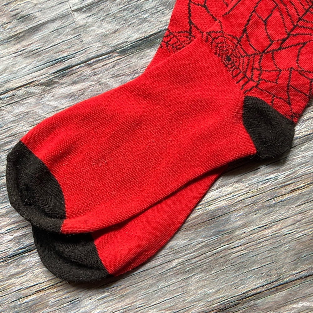 NWOT Red and Black Spider Web Socks - Picture 3 of 5